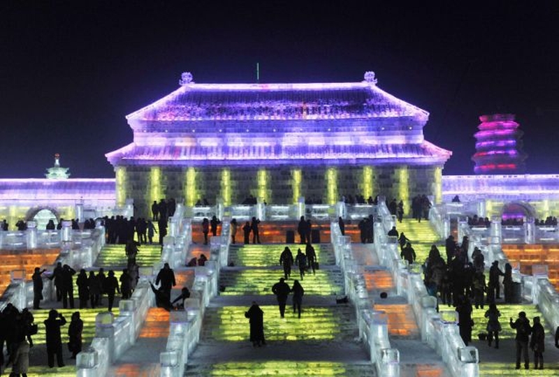 Międzynarodowy Festiwal Rzeźby Lodowej i Śniegu w Harbin